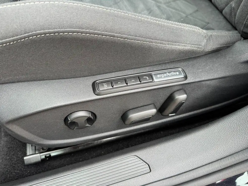 Volkswagen GOLF Variant 1.5 eTSI ACT DSG Style Camera ACC IQ uit 2021, foto 14