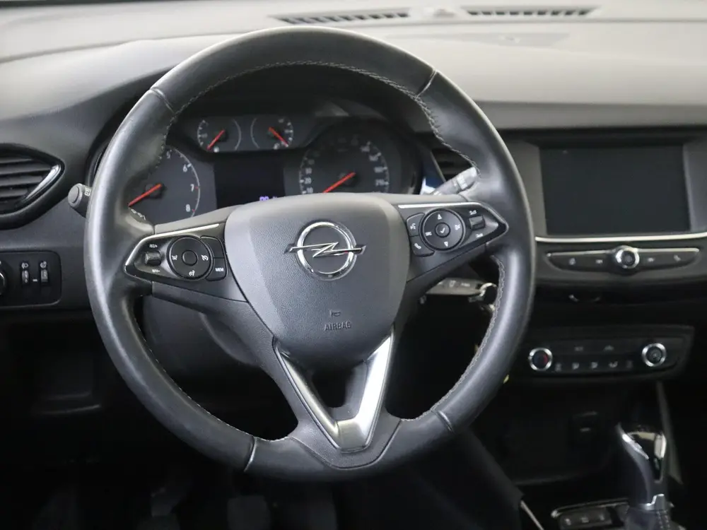 Opel Crossland X 1.2 120 Jaar Edition uit 2019, foto 10