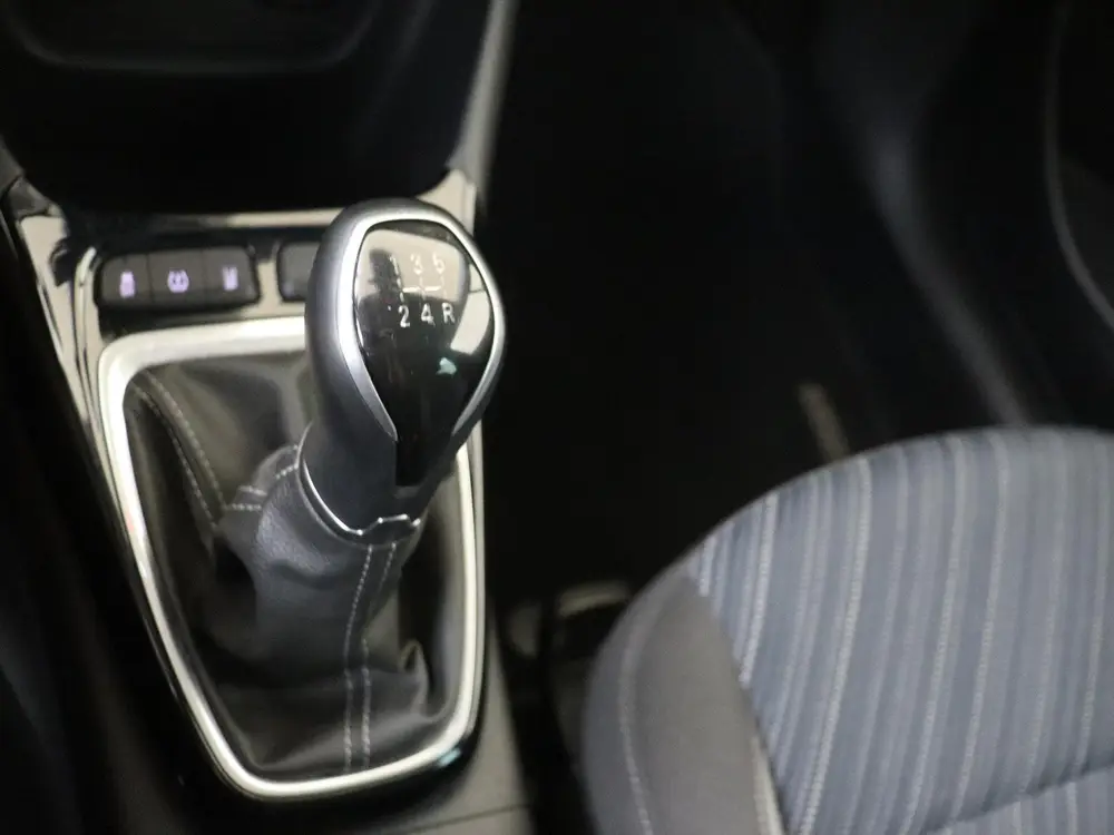 Opel Crossland X 1.2 120 Jaar Edition uit 2019, foto 14