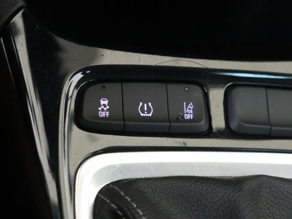 Opel Crossland X 1.2 120 Jaar Edition uit 2019, foto 19