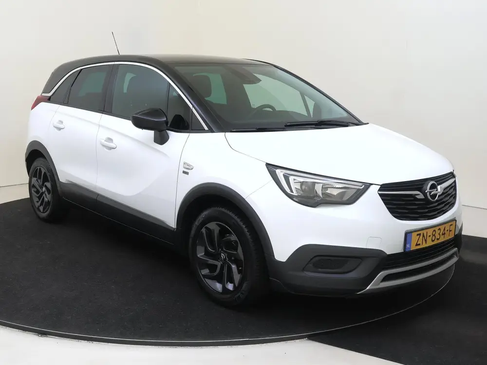 Opel Crossland X 1.2 120 Jaar Edition uit 2019, foto 2