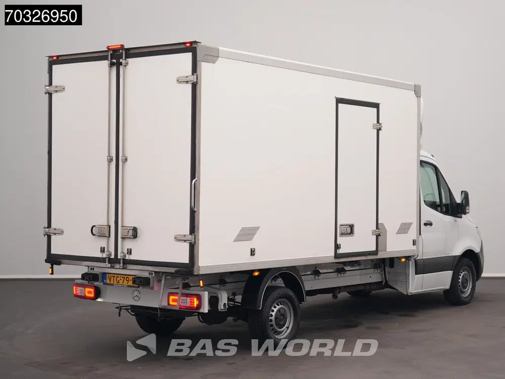 Mercedes-Benz Sprinter Koelwagen Zijdeur Achterdeuren Zan uit 2022, foto 2