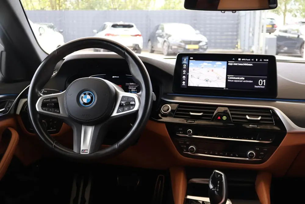 BMW 5-serie 530e Business Edition Plus uit 2022, foto 11