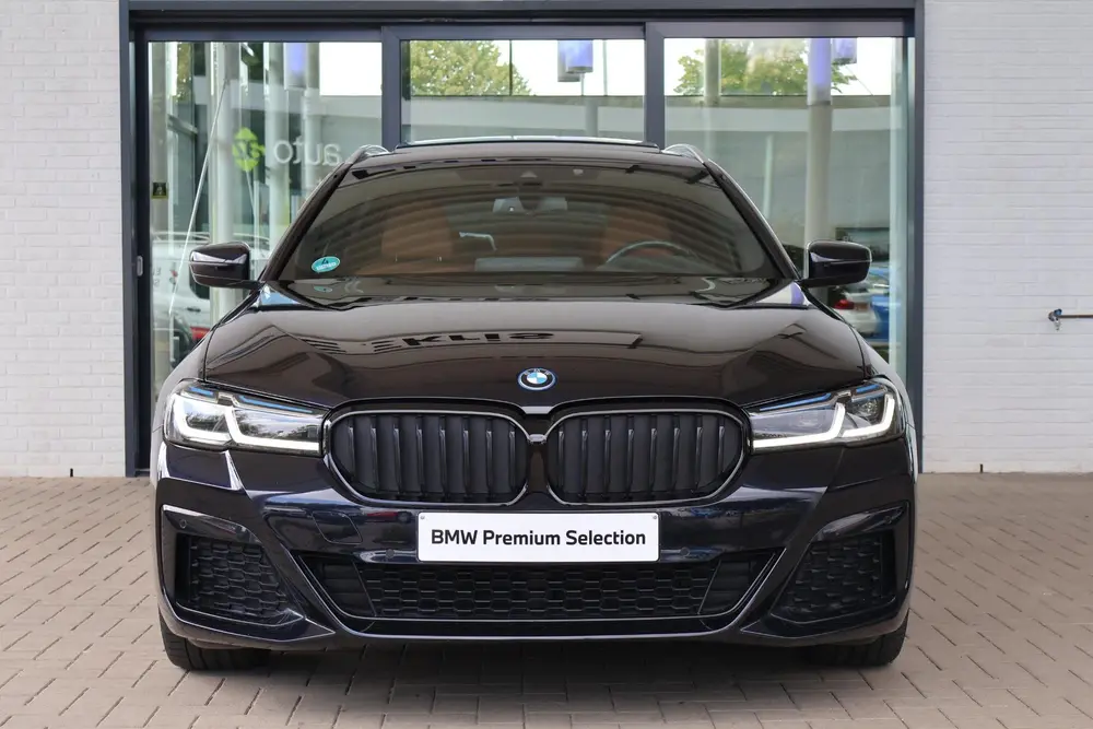 BMW 5-serie 530e Business Edition Plus uit 2022, foto 3