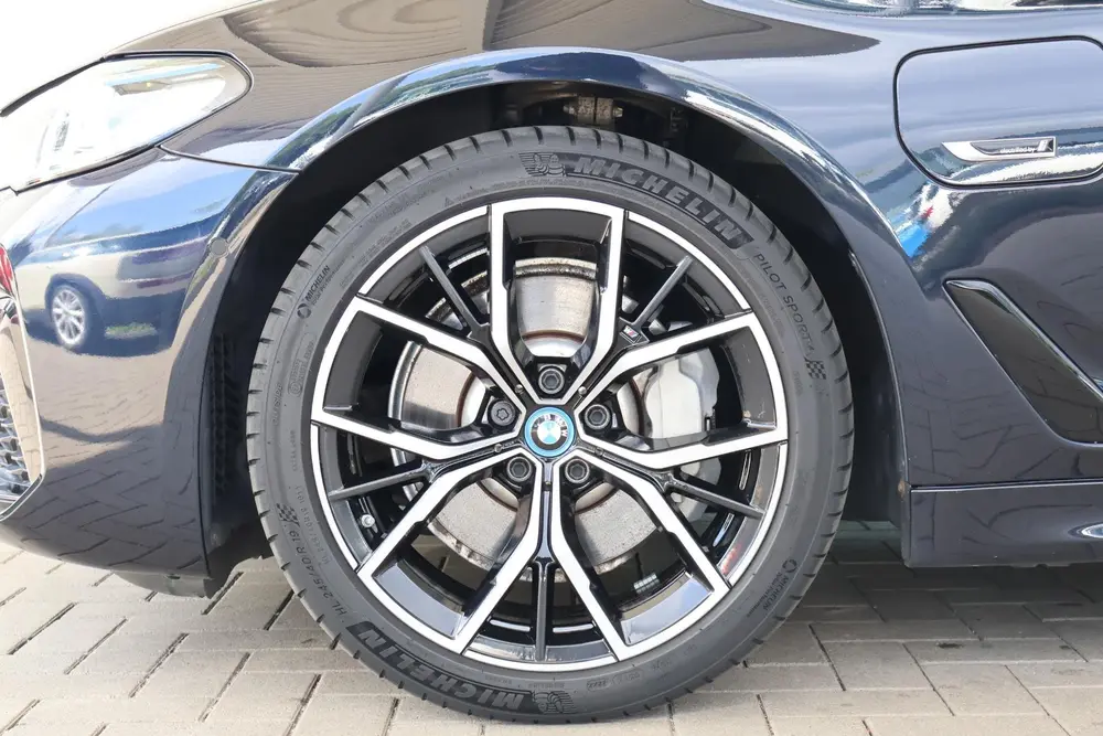 BMW 5-serie 530e Business Edition Plus uit 2022, foto 7