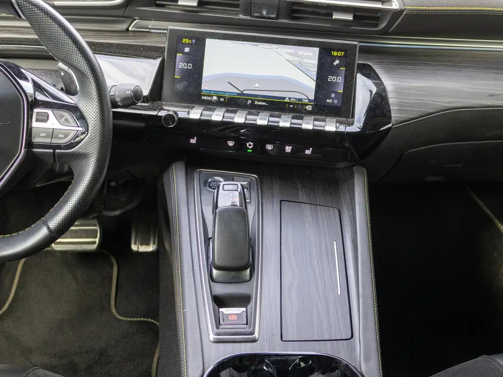Peugeot 508 1.6 HYbrid Peugeot Sport Engineered Pano 3 uit 2021, foto 13
