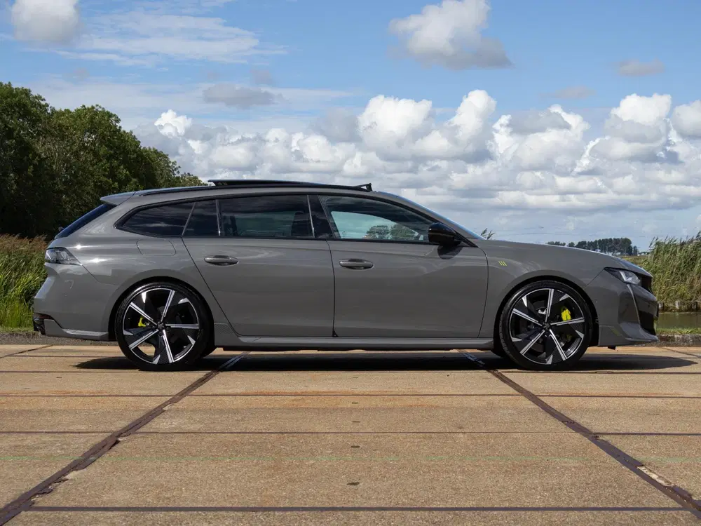 Peugeot 508 1.6 HYbrid Peugeot Sport Engineered Pano 3 uit 2021, foto 4