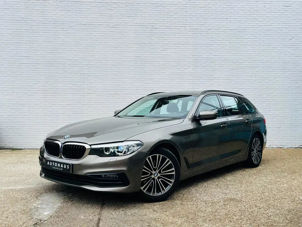 BMW 5-serie 520i High Executive uit 2019