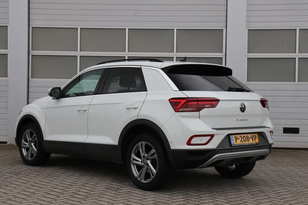 Volkswagen T-Roc 1.0 TSI 110pk Life | Achteruitrijcamera | C uit 2022, foto 14