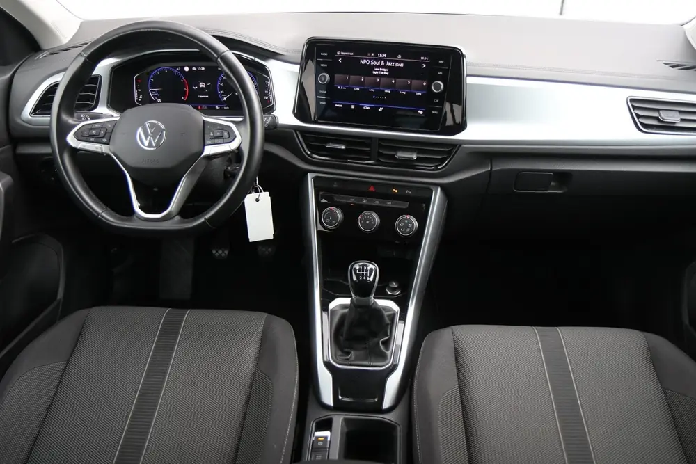 Volkswagen T-Roc 1.0 TSI 110pk Life | Achteruitrijcamera | C uit 2022, foto 5