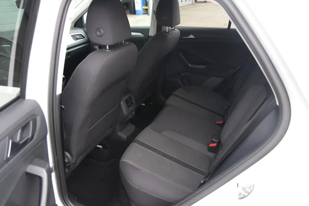 Volkswagen T-Roc 1.0 TSI 110pk Life | Achteruitrijcamera | C uit 2022, foto 6