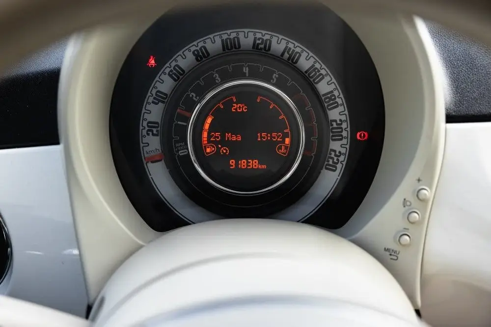 Fiat 500 0.9 TwinAir T Lounge | CarPlay | Climate Control | uit 2019, foto 14