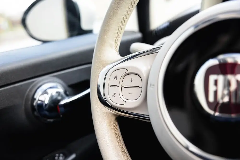 Fiat 500 0.9 TwinAir T Lounge | CarPlay | Climate Control | uit 2019, foto 17