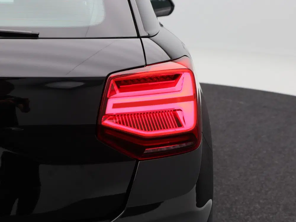 Audi Q2 35 TFSi 150 Pk Automaat Advanced edition uit 2021, foto 14