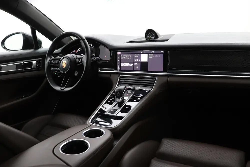 Porsche Panamera 2.9 4S E-Hybrid uit 2020, foto 17