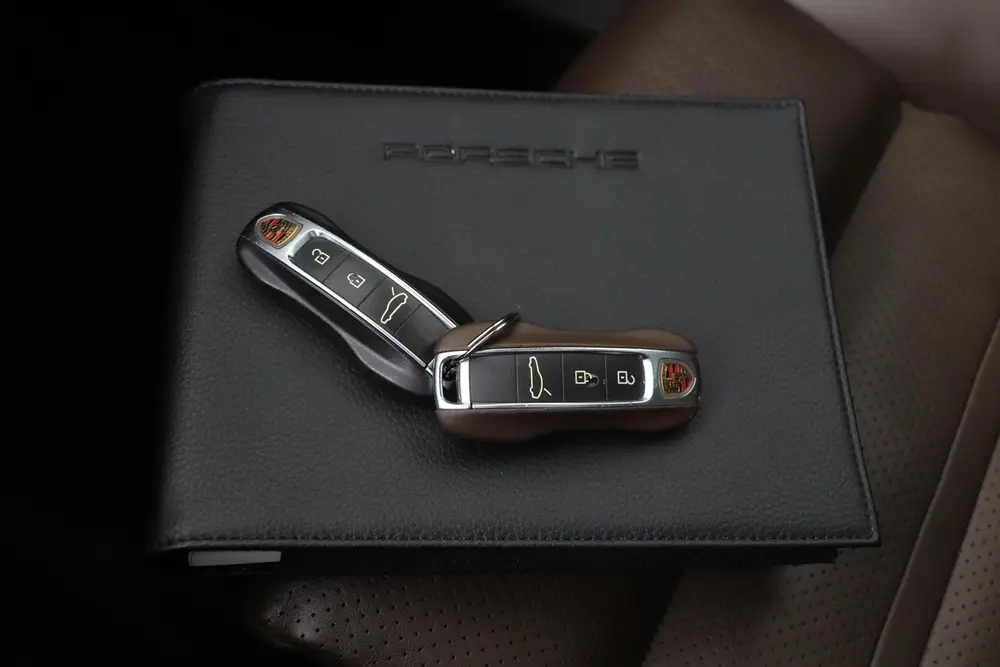 Porsche Panamera 2.9 4S E-Hybrid uit 2020, foto 18