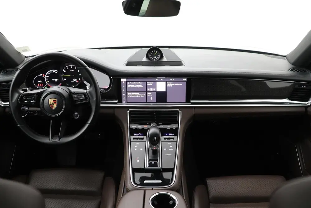 Porsche Panamera 2.9 4S E-Hybrid uit 2020, foto 4