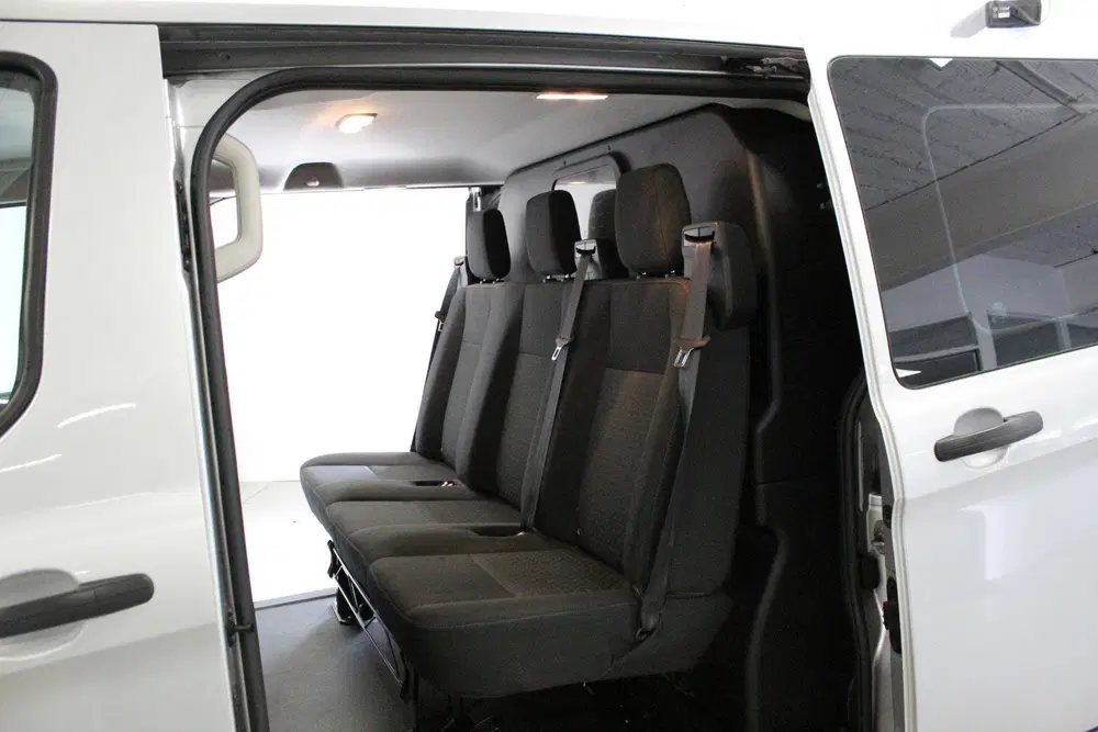 Ford Transit Custom 320 2.0 TDCI L2H1 Trend DC MARGE BUS uit 2020, foto 12