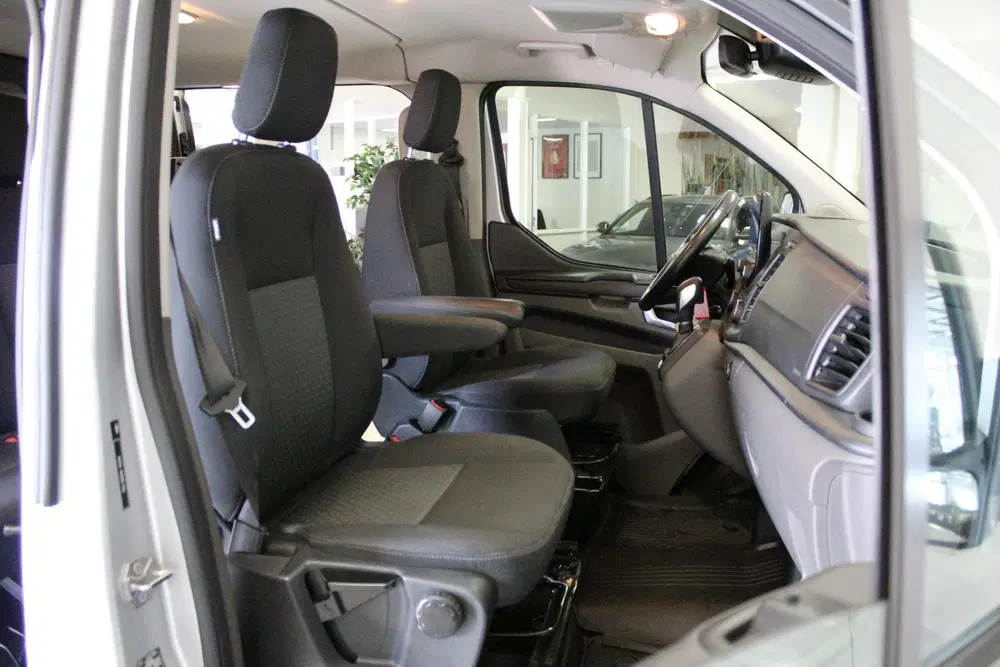 Ford Transit Custom 320 2.0 TDCI L2H1 Trend DC MARGE BUS uit 2020, foto 17