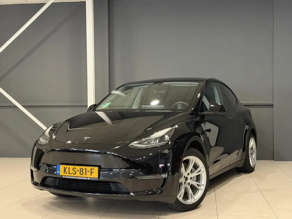 Tesla Model Y Long Range AWD 75 kWh uit 2024, foto 12