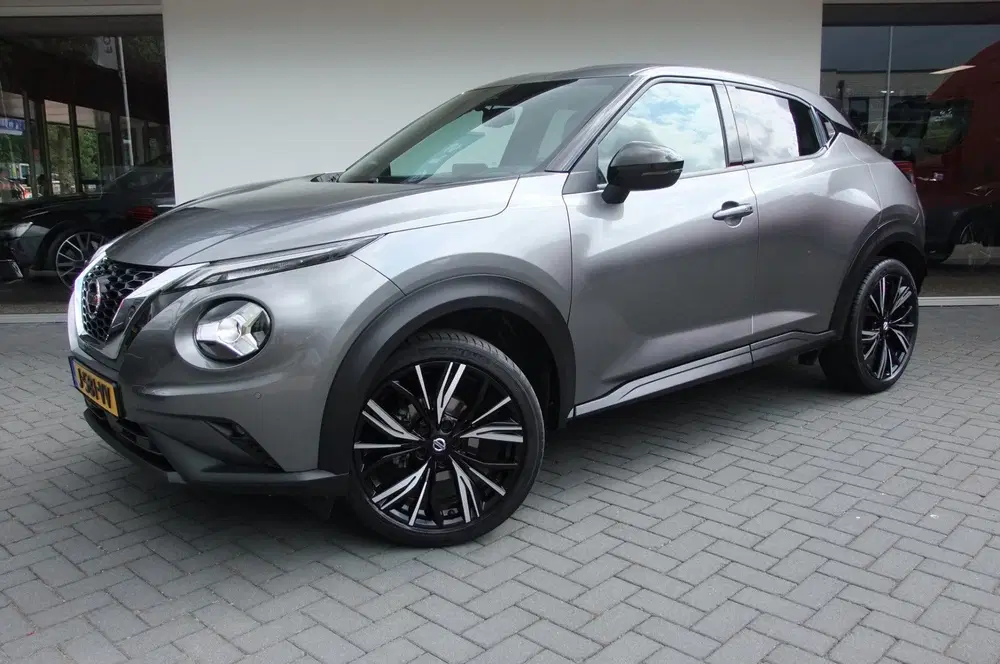 Nissan Juke 1.0 DIG-T N-Connecta uit 2020, foto 2