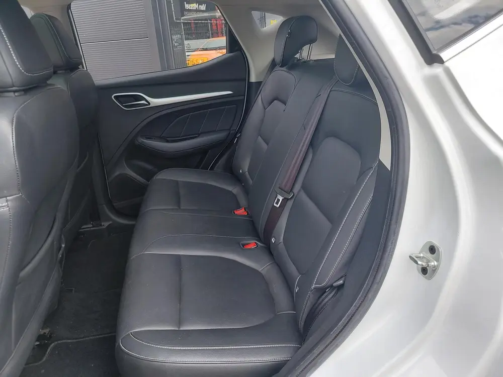 MG ZS EV Luxury 45 kWh uit 2021, foto 11