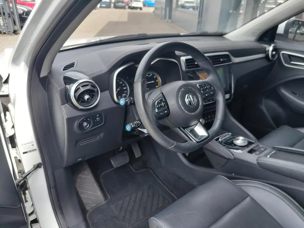 MG ZS EV Luxury 45 kWh uit 2021, foto 14
