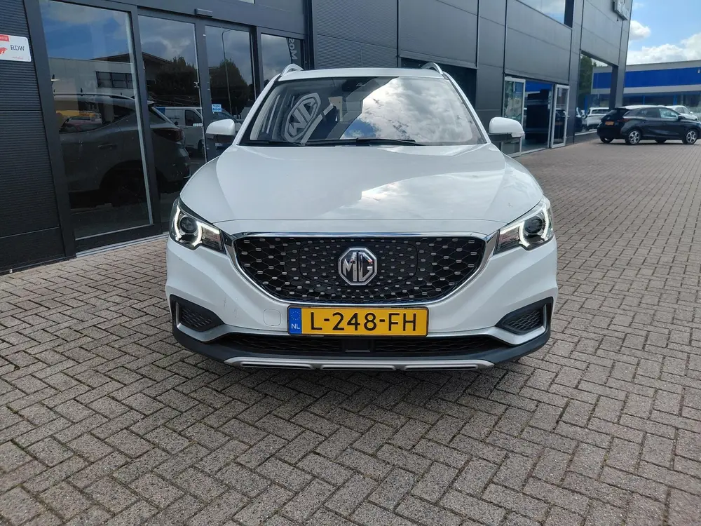 MG ZS EV Luxury 45 kWh uit 2021, foto 9