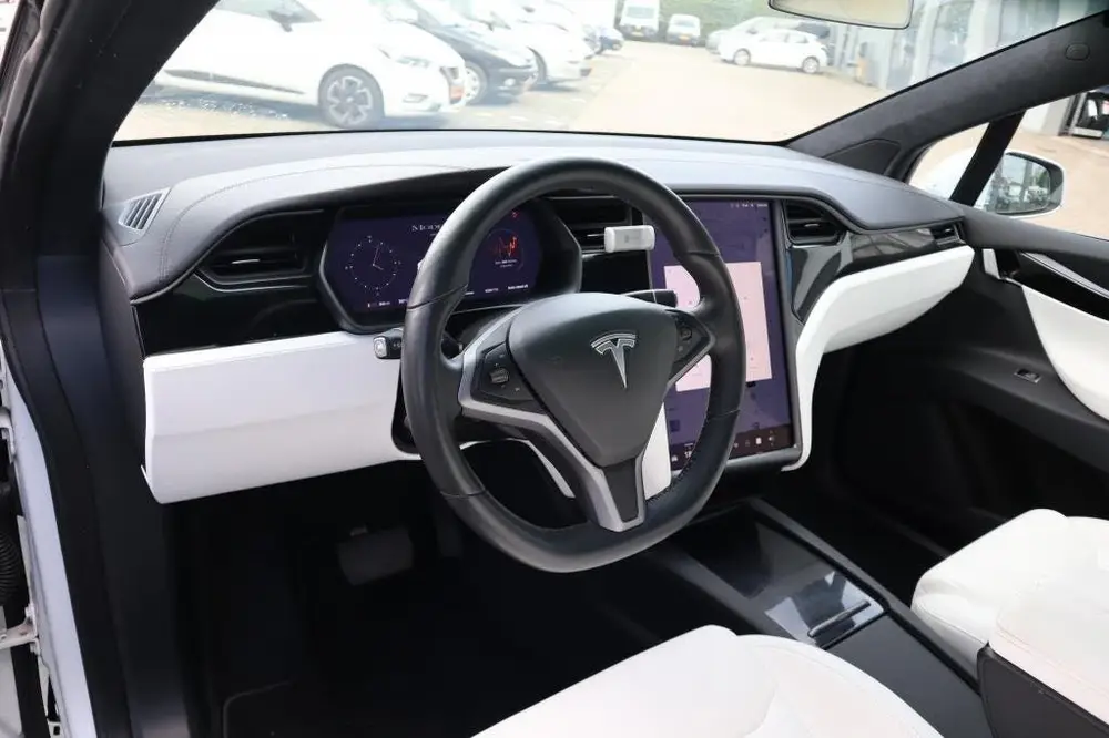 Tesla Model X Long Range Autopilot uit 2020, foto 4