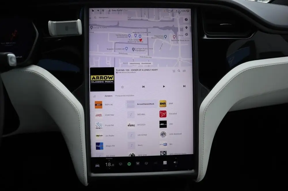 Tesla Model X Long Range Autopilot uit 2020, foto 9