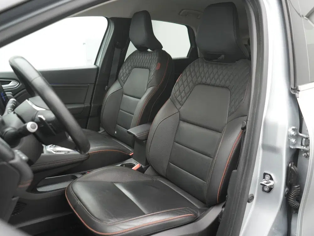Renault Captur TCe 155 EDC Initiale Paris uit 2020, foto 13