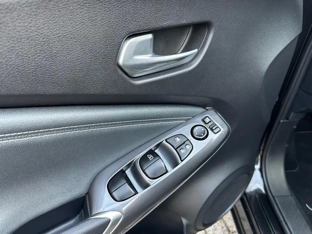 Nissan Juke 1.0 DIG-T N-Connecta Climate C uit 2022, foto 12