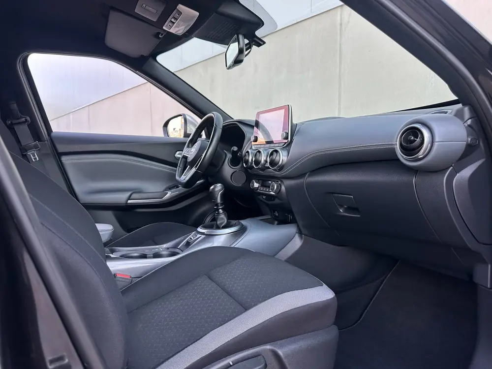 Nissan Juke 1.0 DIG-T N-Connecta Climate C uit 2022, foto 8