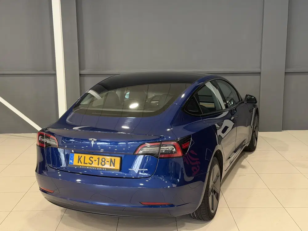 Tesla Model 3 Long Range AWD 75 kWh uit 2022, foto 4