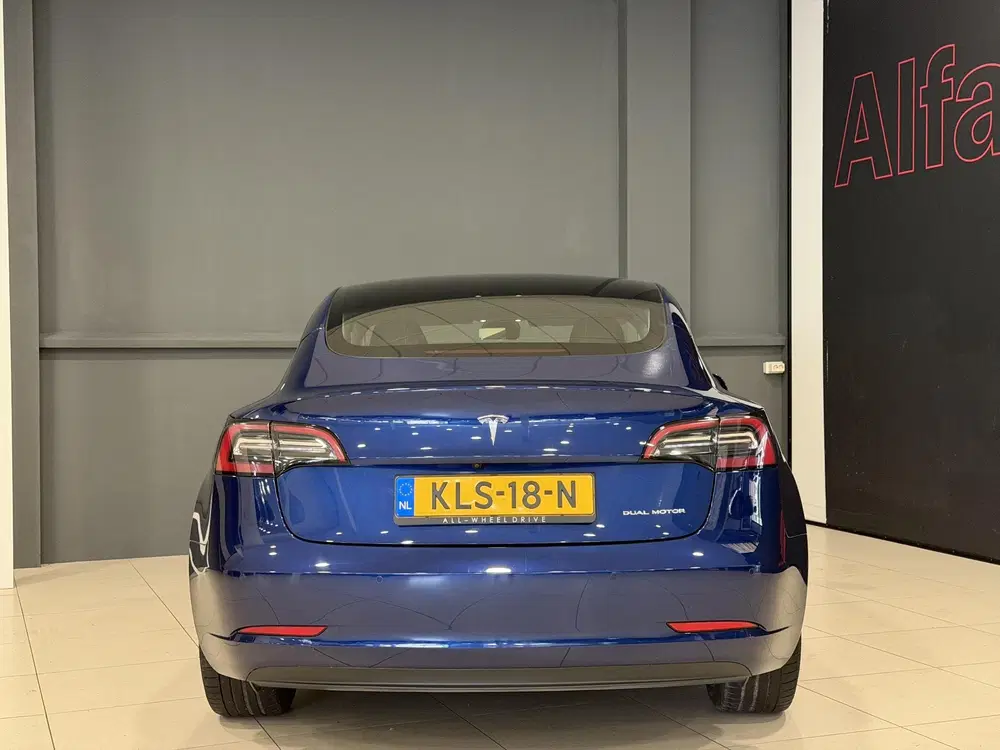 Tesla Model 3 Long Range AWD 75 kWh uit 2022, foto 9
