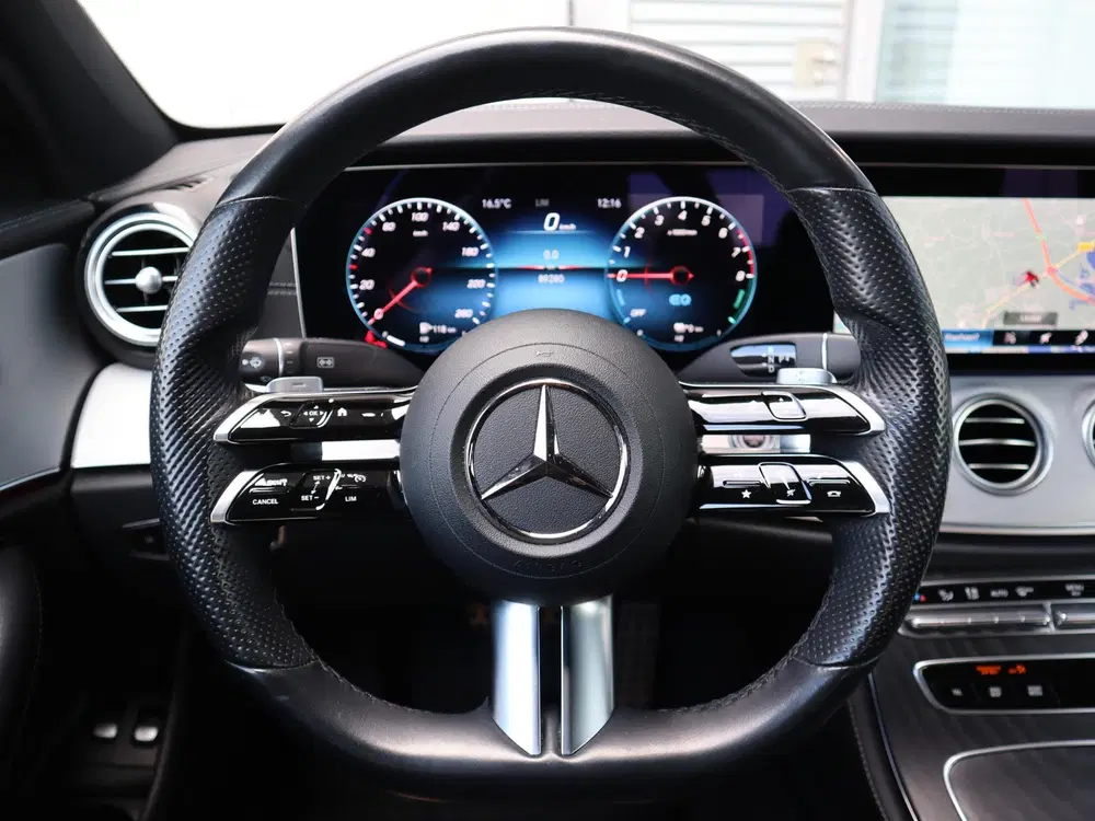 Mercedes-Benz E-Klasse 300 e Business Solution AMG l Keyless uit 2022, foto 14