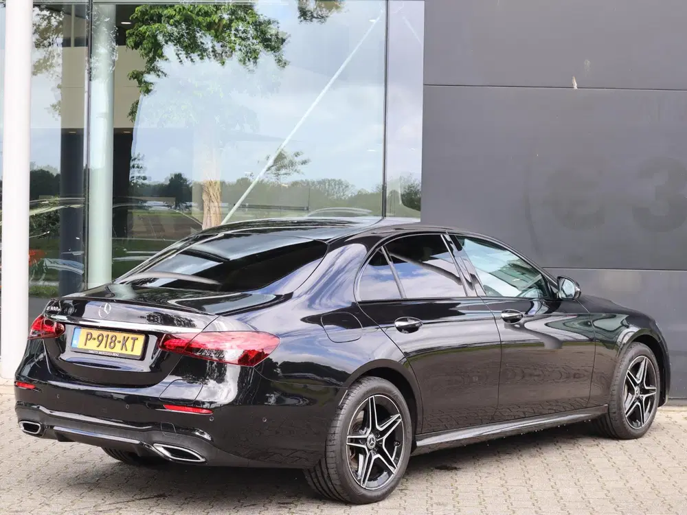 Mercedes-Benz E-Klasse 300 e Business Solution AMG l Keyless uit 2022, foto 2