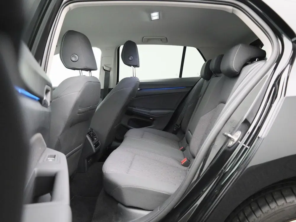Volkswagen Golf 1.5 eHybrid Life Edition | Automaat | Naviga uit 2025, foto 12