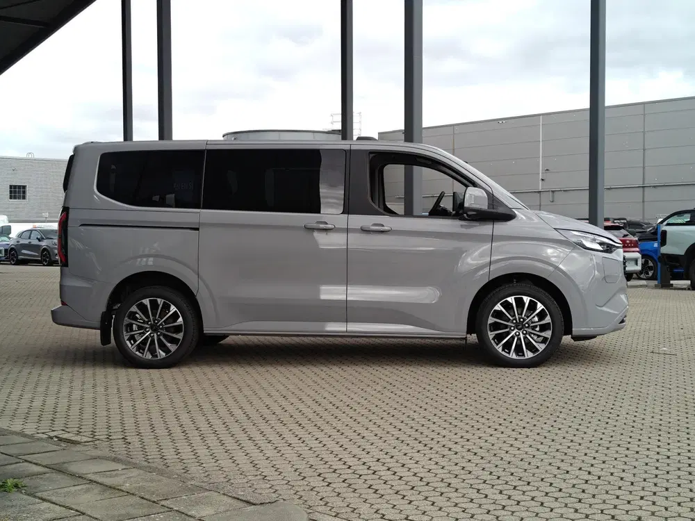 Ford Tourneo Custom Titanium X PHEV L1H1 INCL BPM uit 2026, foto 4