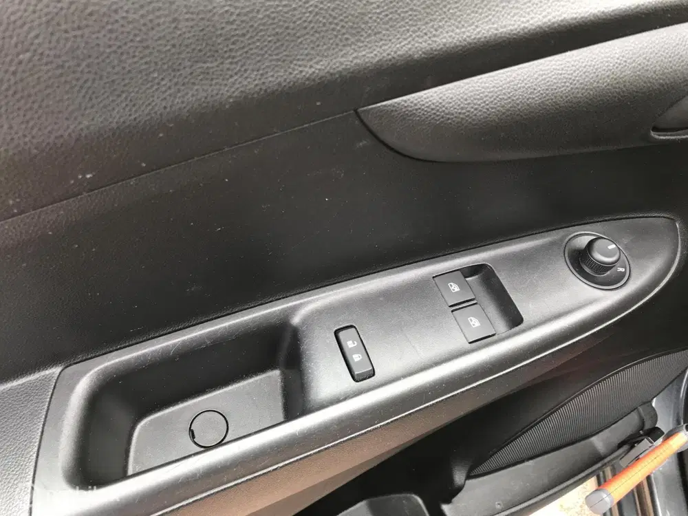 Opel Karl 1.0 ecoFLEX 120 Jaar Edition uit 2019, foto 20