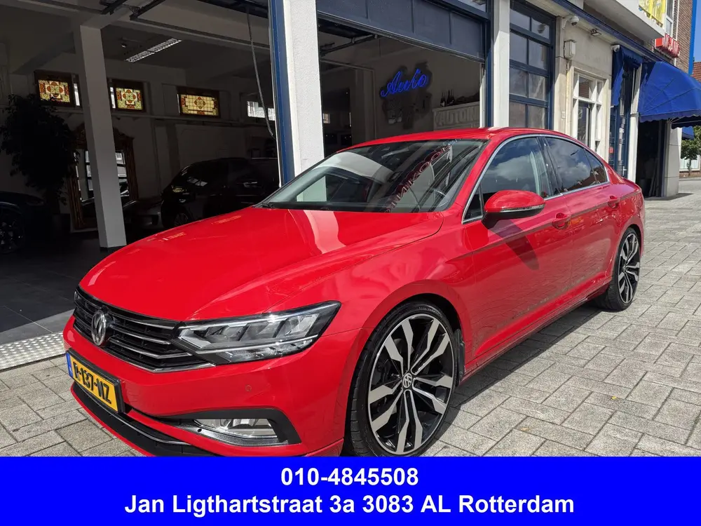 Volkswagen Passat 1.5 TSI Business ACC/CARPLAY/CAMERA uit 2020