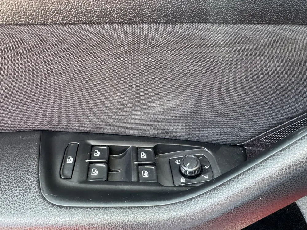 Volkswagen Passat 1.5 TSI Business ACC/CARPLAY/CAMERA uit 2020, foto 17