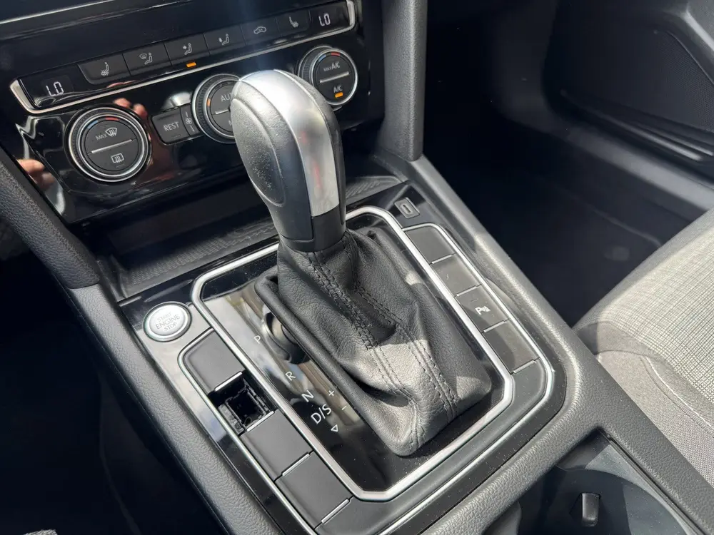 Volkswagen Passat 1.5 TSI Business ACC/CARPLAY/CAMERA uit 2020, foto 8