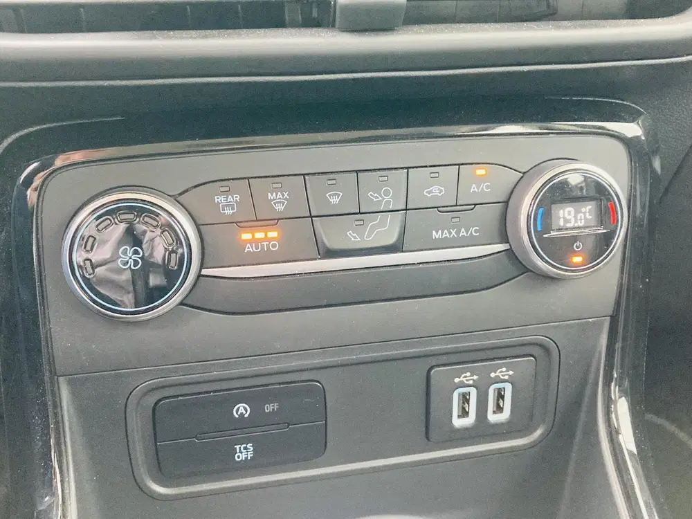 Ford EcoSport 1.0 EcoBoost Titanium Afneembare Trekhaak uit 2020, foto 14