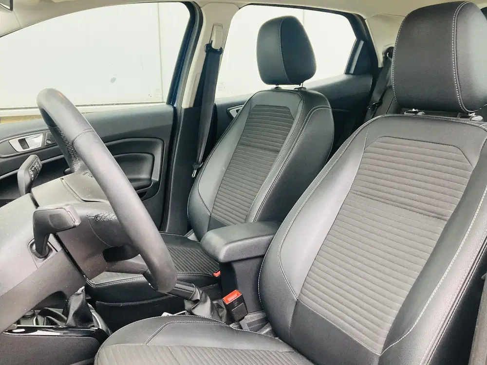 Ford EcoSport 1.0 EcoBoost Titanium Afneembare Trekhaak uit 2020, foto 8