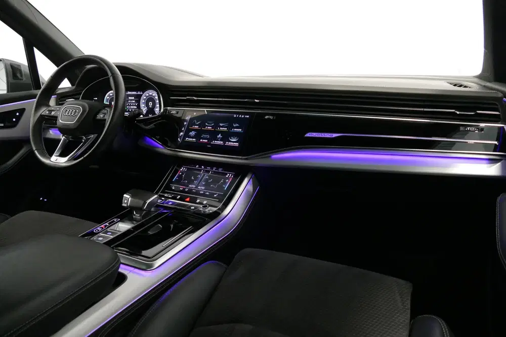 Audi Q7 55 TFSI e quattro Pro Line uit 2021, foto 2