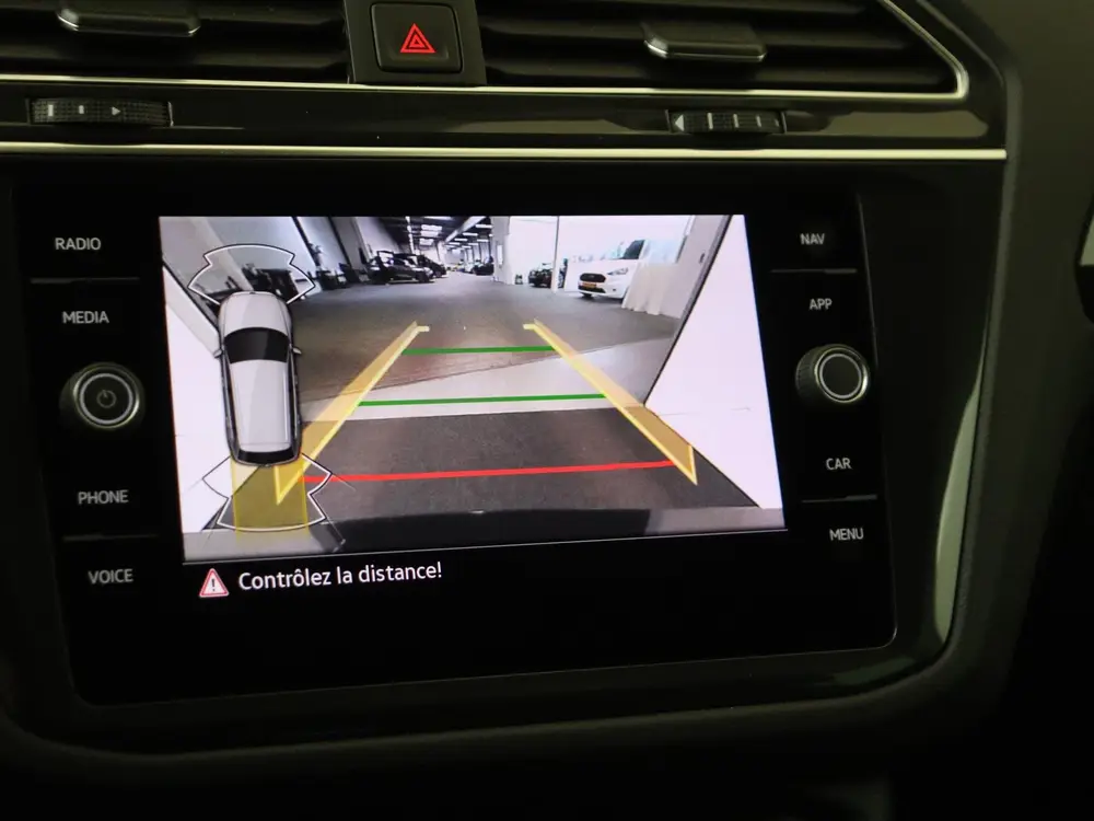 Volkswagen Tiguan 1.4 TSI eHybrid Life Navigatie | Parkeerca uit 2023, foto 18