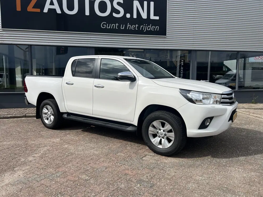 Toyota Hilux 2.4 D-4D-F Double Cab Professional (bj 202 uit 2020, foto 17