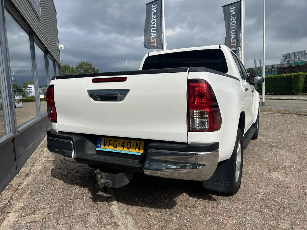 Toyota Hilux 2.4 D-4D-F Double Cab Professional (bj 202 uit 2020, foto 18