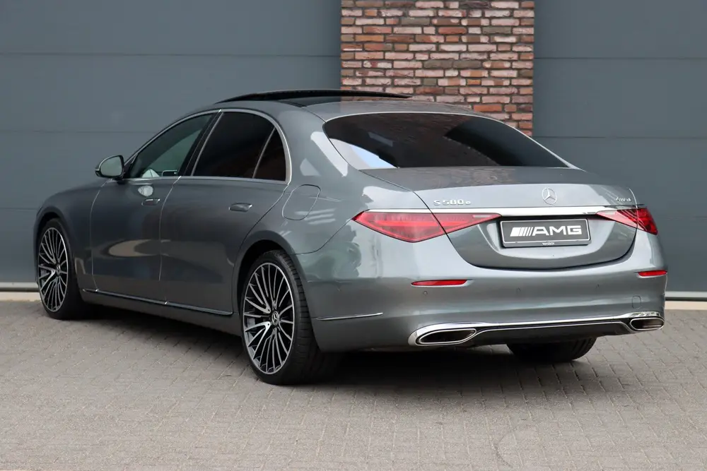 Mercedes-Benz S-Klasse 580 e 4MATIC Lang uit 2024, foto 5